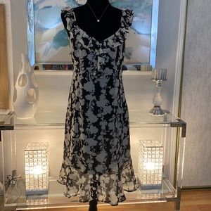 Gorgeous Black and White Floral Dress